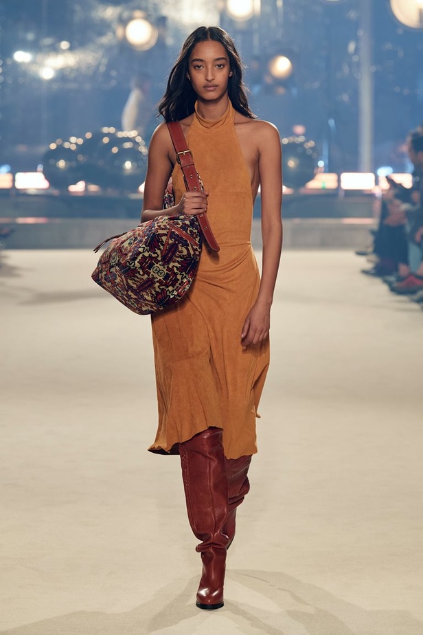 مجموعة Isabel Marant لخريف وشتاء 2022-2023