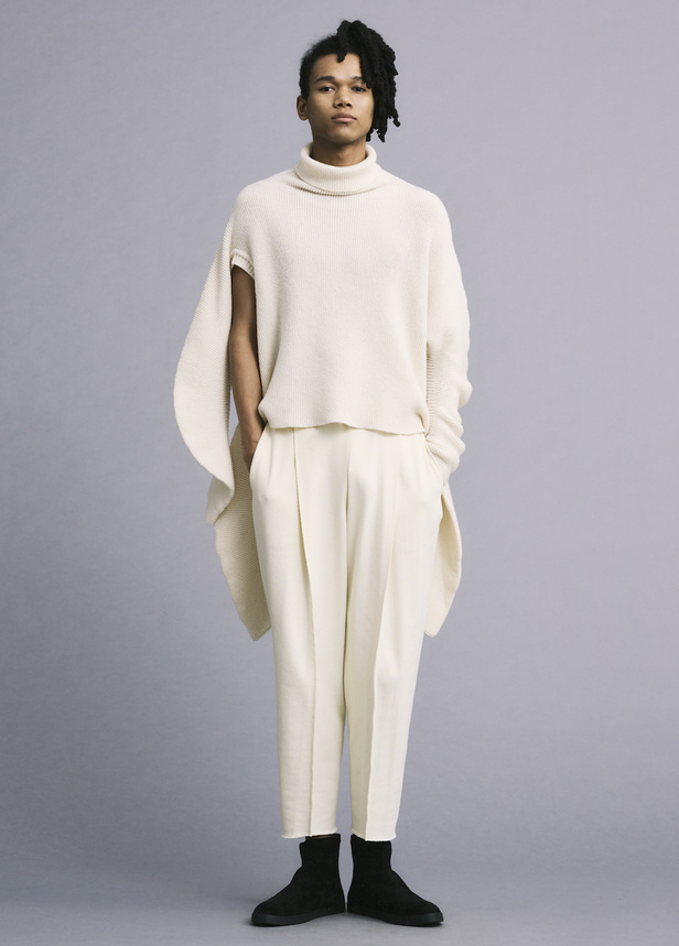 من مجموعة Issey Miyake لموسم خريف 2022