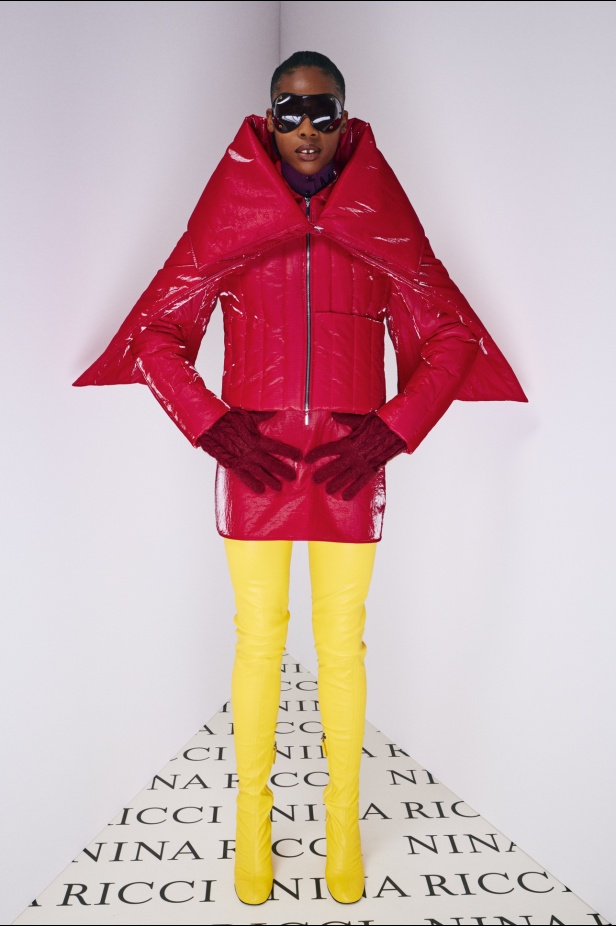 عرض أزياء مجموعة Nicca Ricci لموسم خريف وشتاء 2022 في باريس