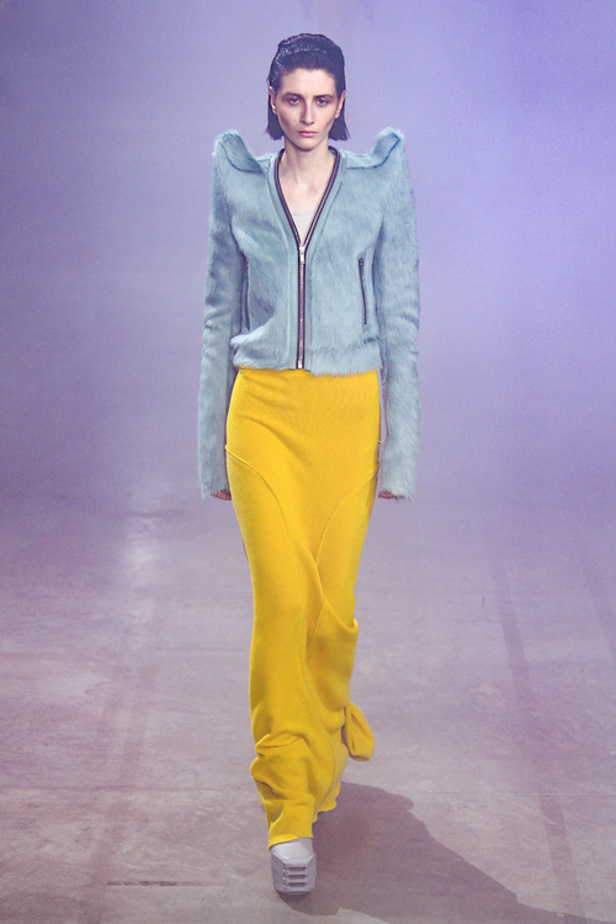 عرض أزياء مجموعة Rick Owens لموسم خريف وشتاء 2022 في باريس