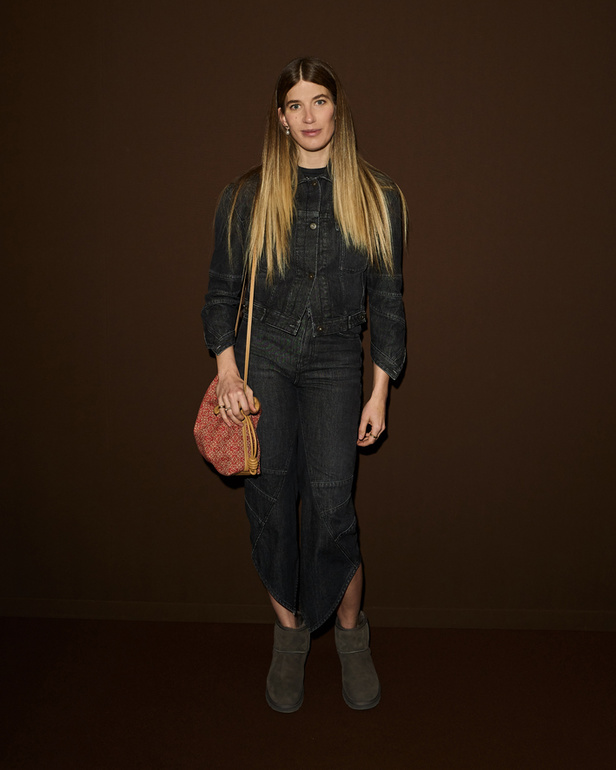 إبداع وابتكار وتميّز في مجموعة دار Loewe في باريس