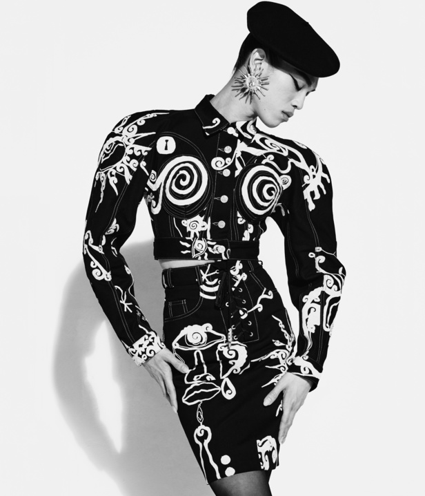 عرض أزياء مجموعة Schiaparelli لموسم خريف وشتاء 2022 في باريس