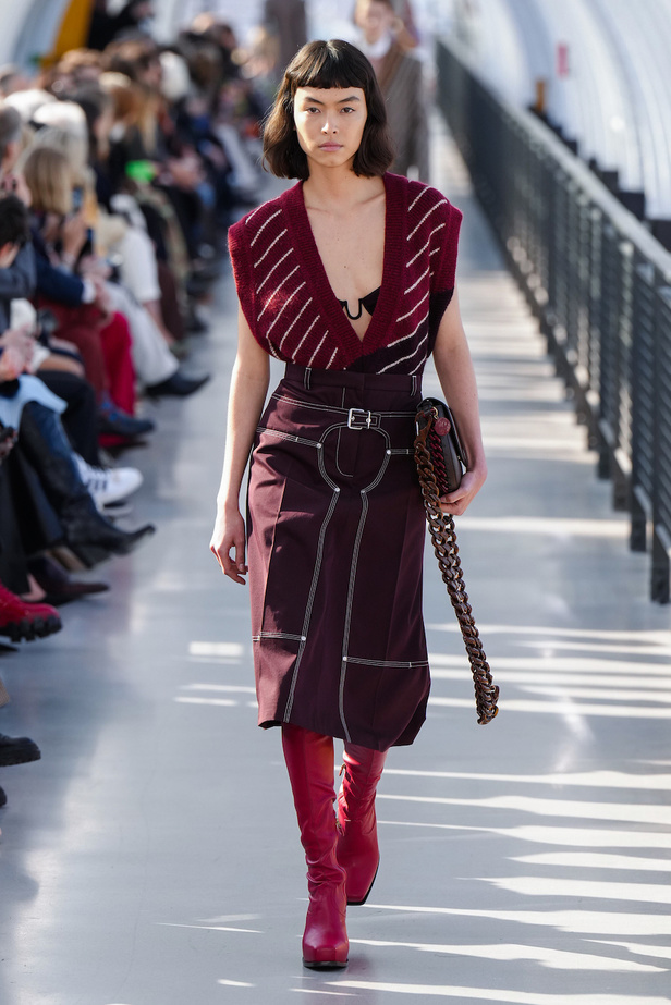 عرض أزياء Stella McCartney لموسم خريف 2022