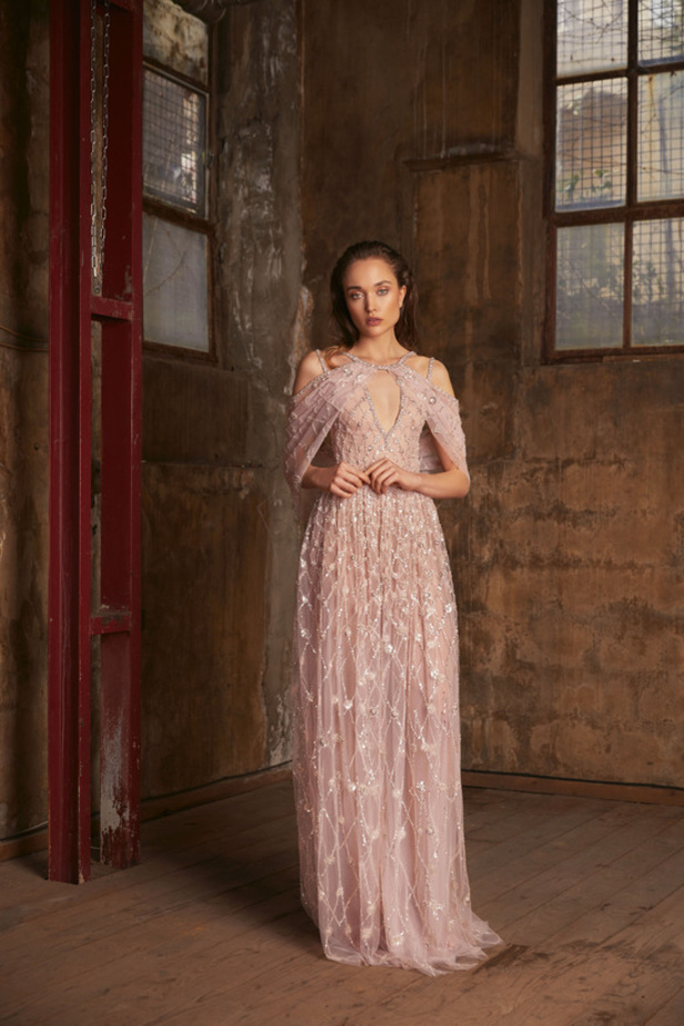 عرض أزياء مجموعة Tony Ward لموسم خريف وشتاء 2022 في باريس