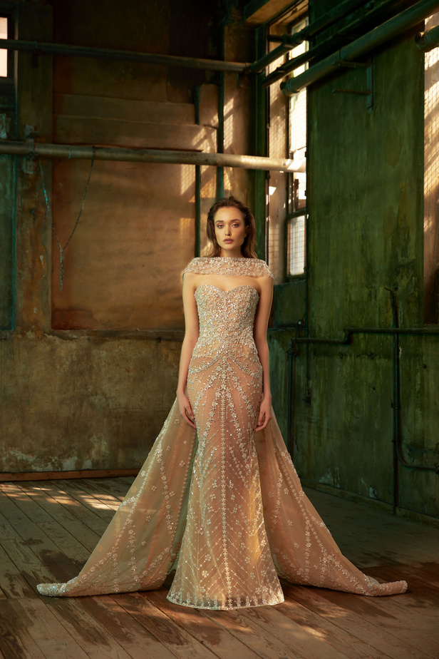 عرض أزياء مجموعة Tony Ward لموسم خريف وشتاء 2022 في باريس