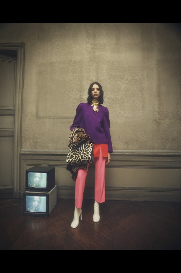 من مجموعة Dries Van Noten لموسم خريف 2022