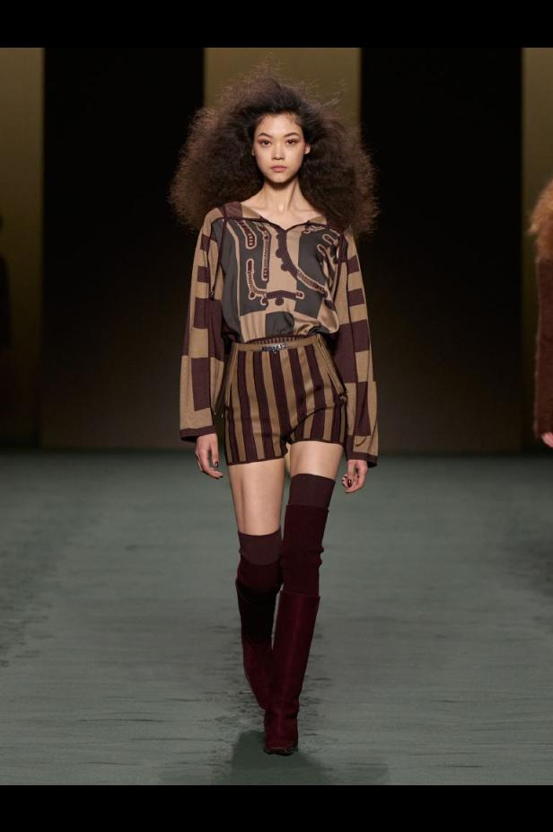 دار هيرميس تحيي موضة التصاميم الرياضية والشبابية في مجموعة خريف وشتاء 2022