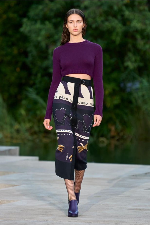 عرض أزياء Max Mara Resort 2023