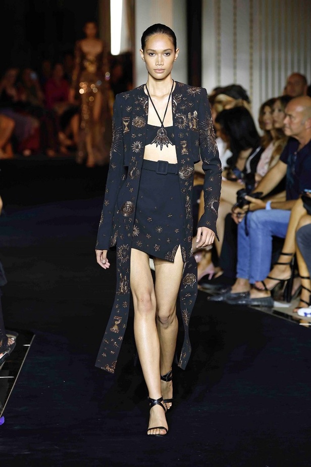 مجموعة زهير مراد للأزياء الراقية لخريف 2022