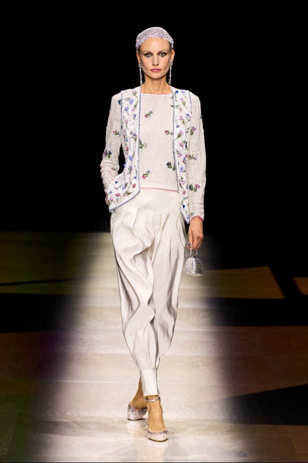 مجموعة Giorgio Armani Privé ملاذ للأحلام والإبداع