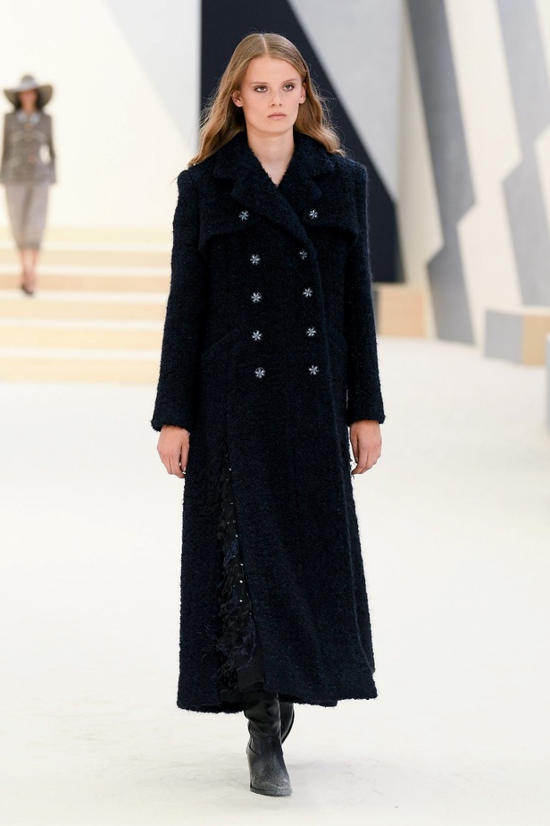 مجموعة CHANEL للأزياء الراقية لخريف وشتاء 2023 