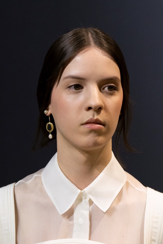 مجموعة Dior للتصاميم الراقية لخريف 2023 تصاميم ثورية بين التقاليد والفلكلور