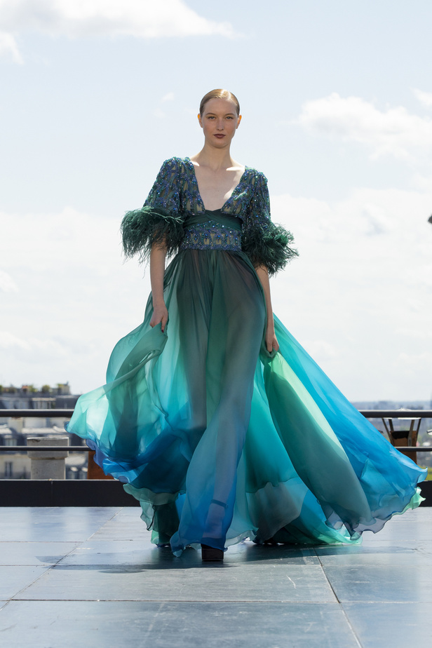 الحنين الى الحقبة الرومانسية في مجموعة جورج شقرا لخريف وشتاء 2022 - 2023