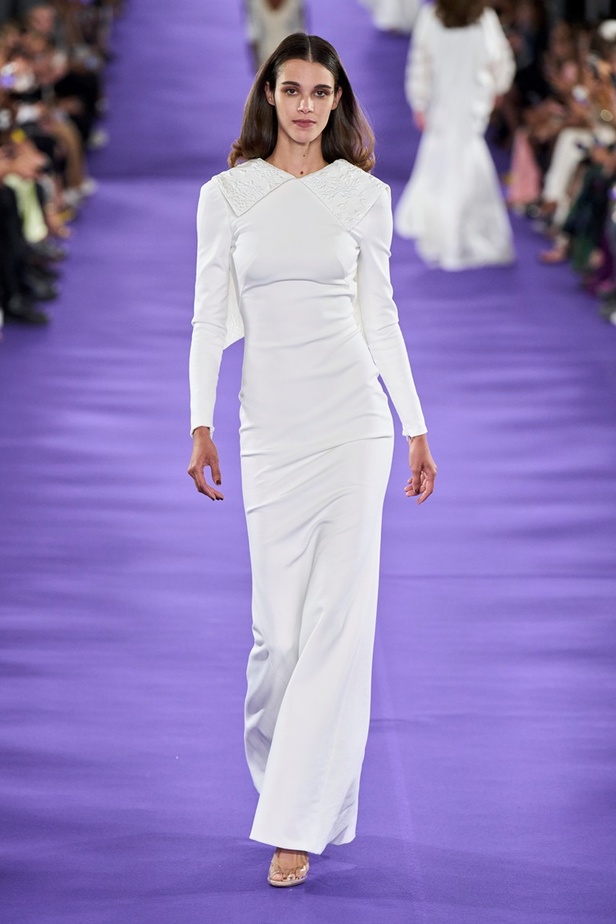 مجموعة Alexis Mabille للأزياء الراقية لخريف وشتاء 2023