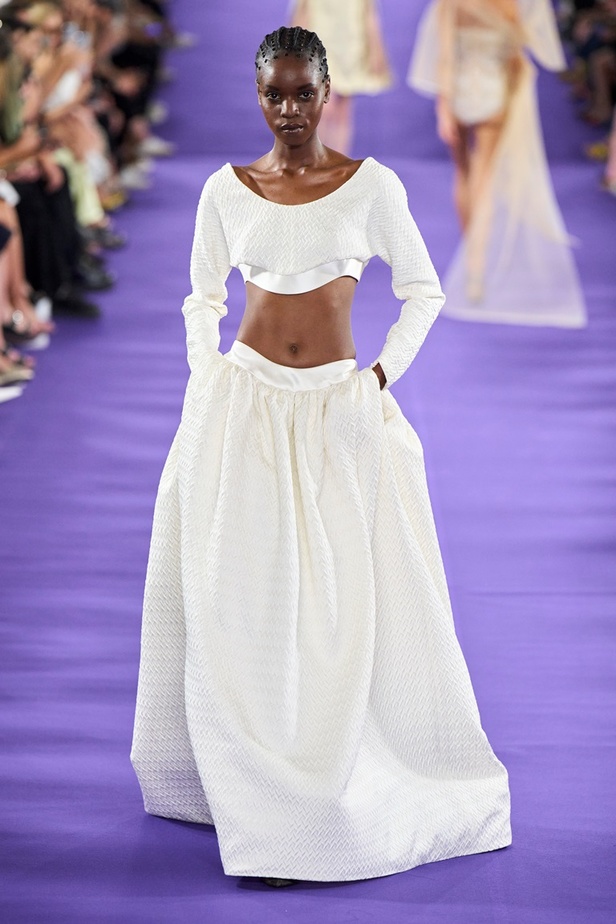 مجموعة Alexis Mabille للأزياء الراقية لخريف وشتاء 2023