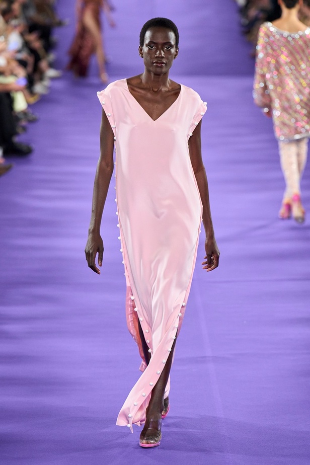 مجموعة Alexis Mabille للأزياء الراقية لخريف وشتاء 2023