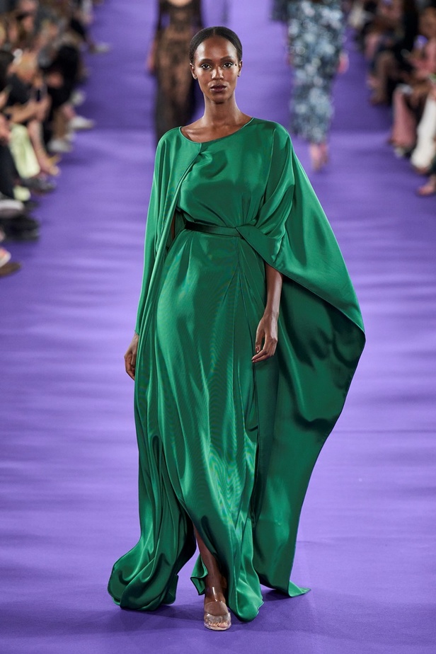 مجموعة Alexis Mabille للأزياء الراقية لخريف وشتاء 2023