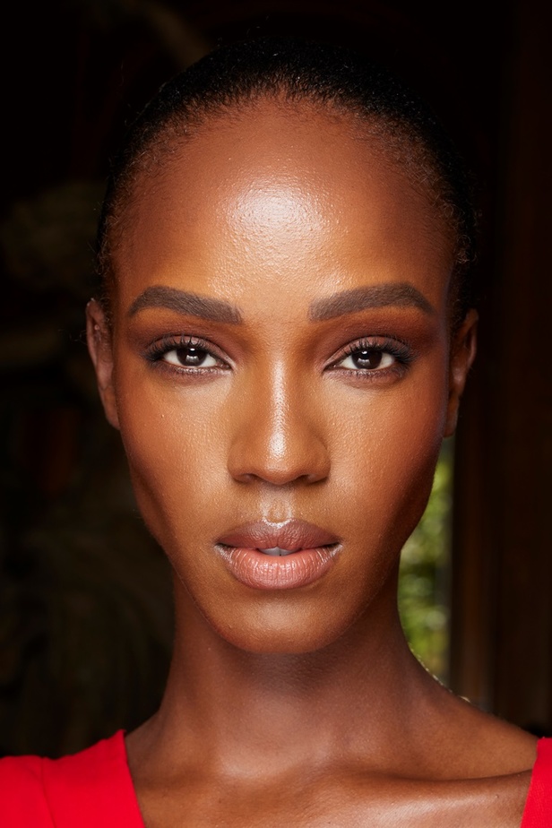 مجموعة زهير مراد للأزياء الراقية لخريف 2022... عندما تتآمر الكوتور مع الكون ونجومه