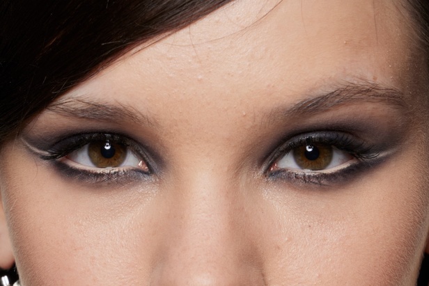 اطلالات جمالية من مجموعة ستيفان رولان للهوت كوتور لخريف وشتاء 2022