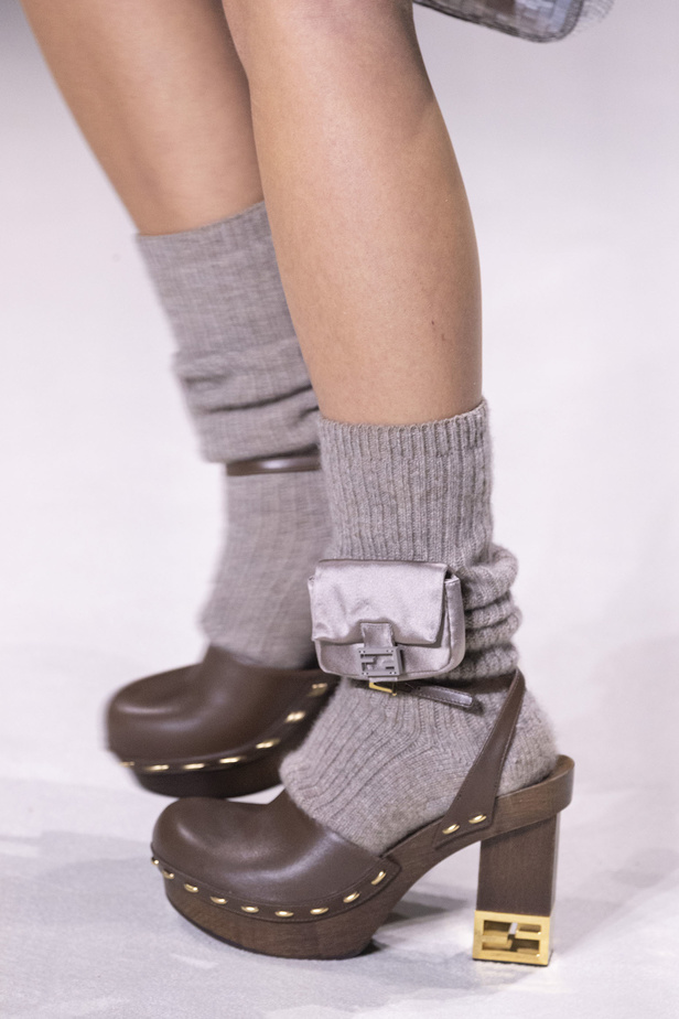 دار "فندي" تحتفل بحقيبة باغيت بجموعة كبسولية ساحرة في نيويورك