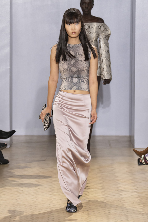 من مجموعة 16Arlington لموسم ربيع وصيف 2023