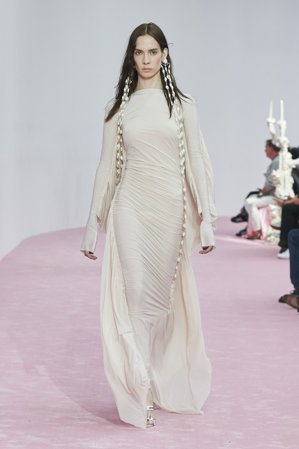 من مجموعة Acne Studios لموسم ربيع وصيف 2023