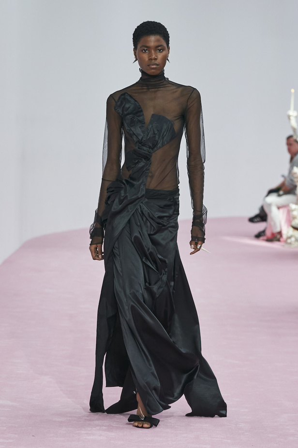 من مجموعة Acne Studios لموسم ربيع وصيف 2023