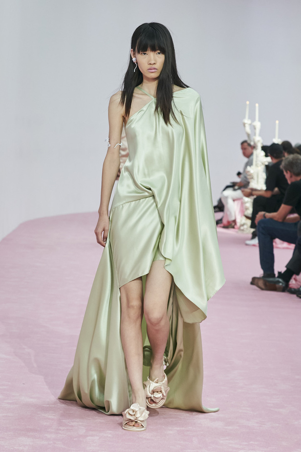 من مجموعة Acne Studios لموسم ربيع وصيف 2023