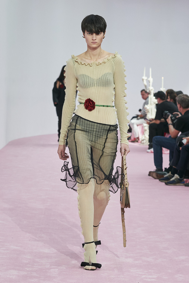 من مجموعة Acne Studios لموسم ربيع وصيف 2023