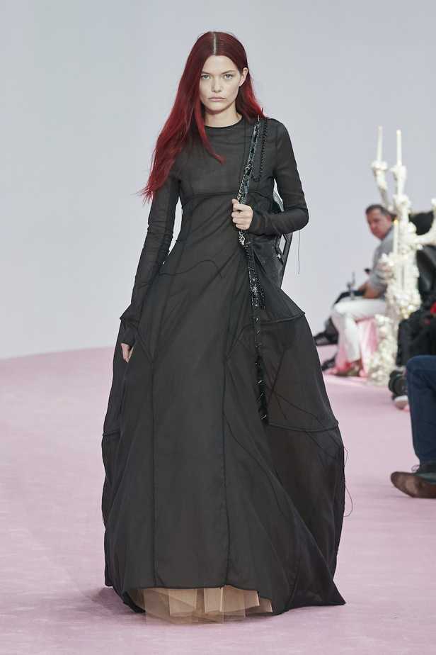 من مجموعة Acne Studios لموسم ربيع وصيف 2023