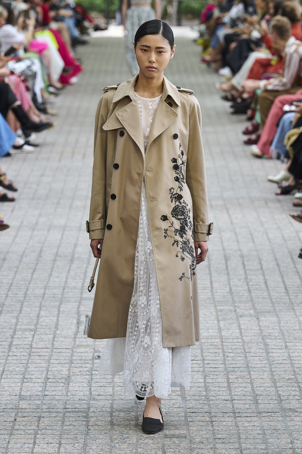 مجموعة أدم ليبس لموسم ربيع وصيف 2023