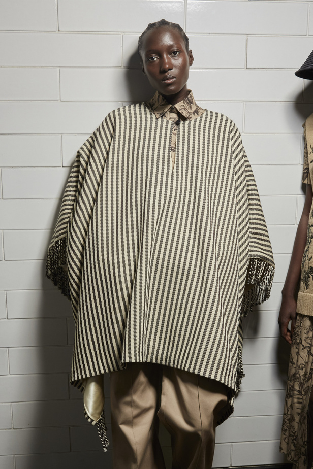 مجموعة آدم ليبس لموسم ربيع وصيف 2023