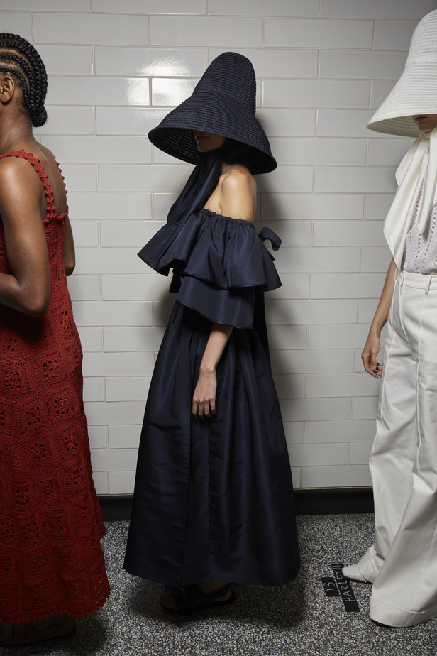 مجموعة آدم ليبس لموسم ربيع وصيف 2023