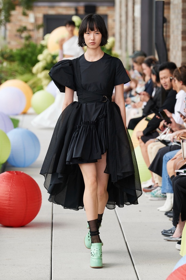 مجموعة دار ADEAM لربيع وصيف 2023 مهرجان صيفيّ يحتفل بالألوان والقصات