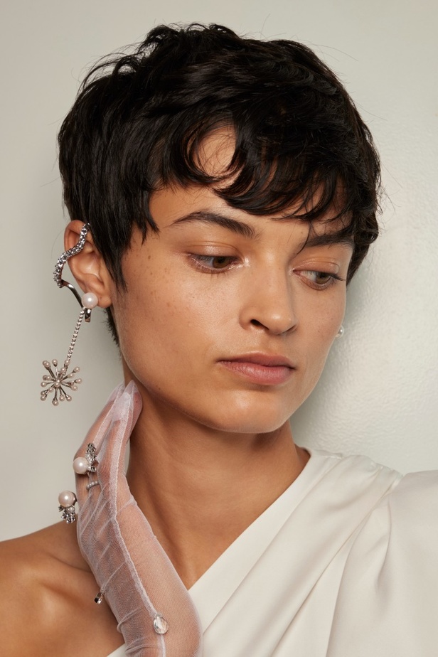 مجموعة دار ADEAM لربيع وصيف 2023 مهرجان صيفيّ يحتفل بالألوان والقصات