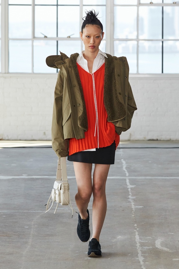 مجموعة Altuzarra لربيع وصيف 2023 