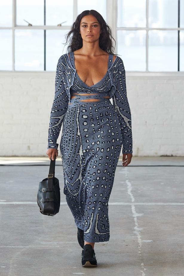 مجموعة Altuzarra لربيع وصيف 2023 