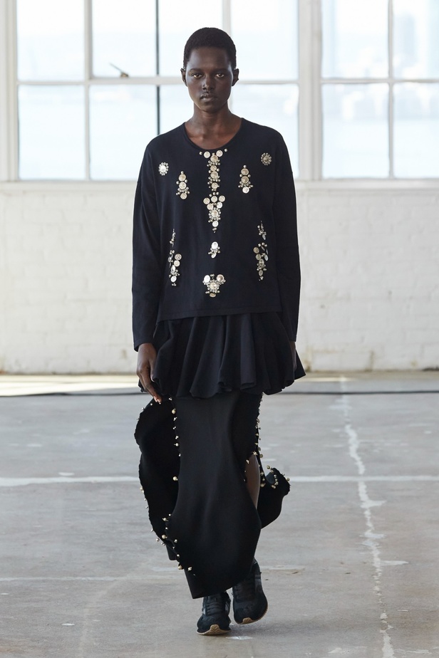 مجموعة Altuzarra لربيع وصيف 2023 