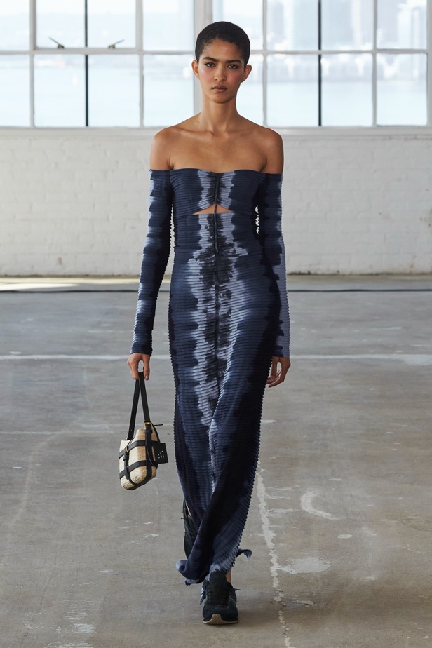 مجموعة Altuzarra لربيع وصيف 2023 