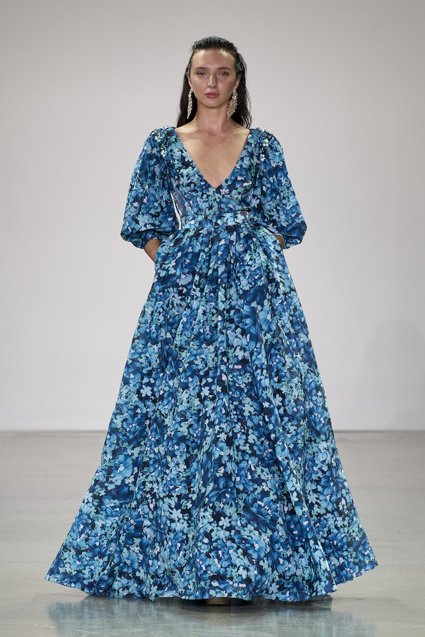 من مجموعة بادلي ميشكا لموسم ربيع وصيف 2023