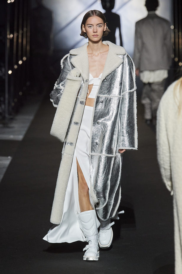 من مجموعة Boss لموسم خريف وشتاء 2023