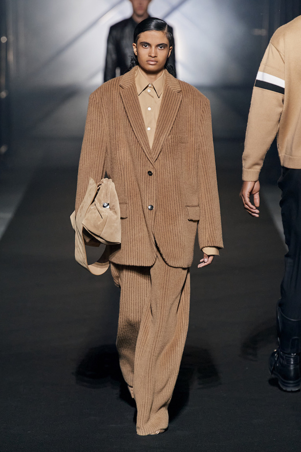 من مجموعة Boss لموسم خريف وشتاء 2023