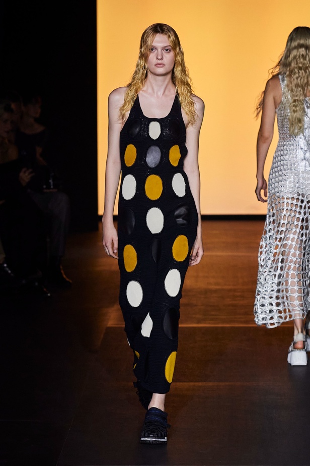 فكرة الاندماج تلهم Gabriela Hearst لمجموعة Chloe ربيع وصيف 2023