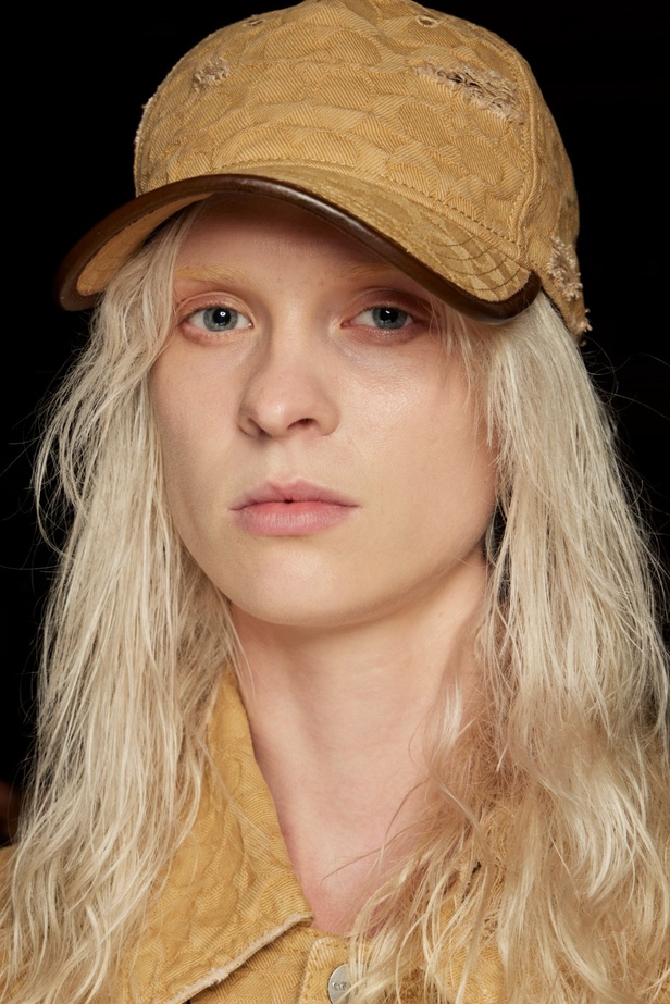 مجموعة Coach لربيع 2023... عندما تجتمع الفخامة بالتراث والثقافة الخالدة