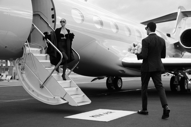 Dolce & Gabbana تكشف عن مجموعة Ciao Kim: السحر الإيطالي مع لمسة كيم كارداشيان