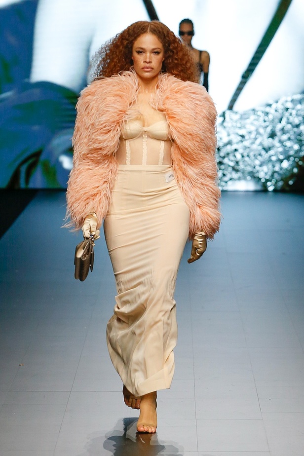 Dolce & Gabbana تكشف عن مجموعة Ciao Kim: السحر الإيطالي مع لمسة كيم كارداشيان