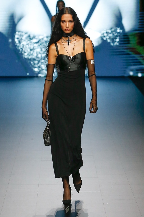 Dolce & Gabbana تكشف عن مجموعة Ciao Kim: السحر الإيطالي مع لمسة كيم كارداشيان