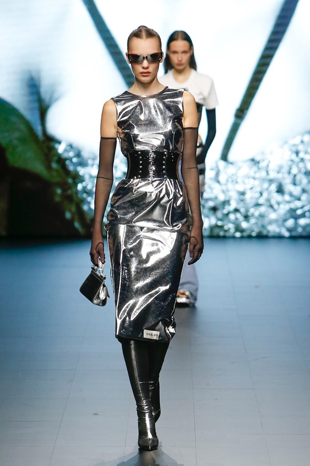 Dolce & Gabbana تكشف عن مجموعة Ciao Kim: السحر الإيطالي مع لمسة كيم كارداشيان