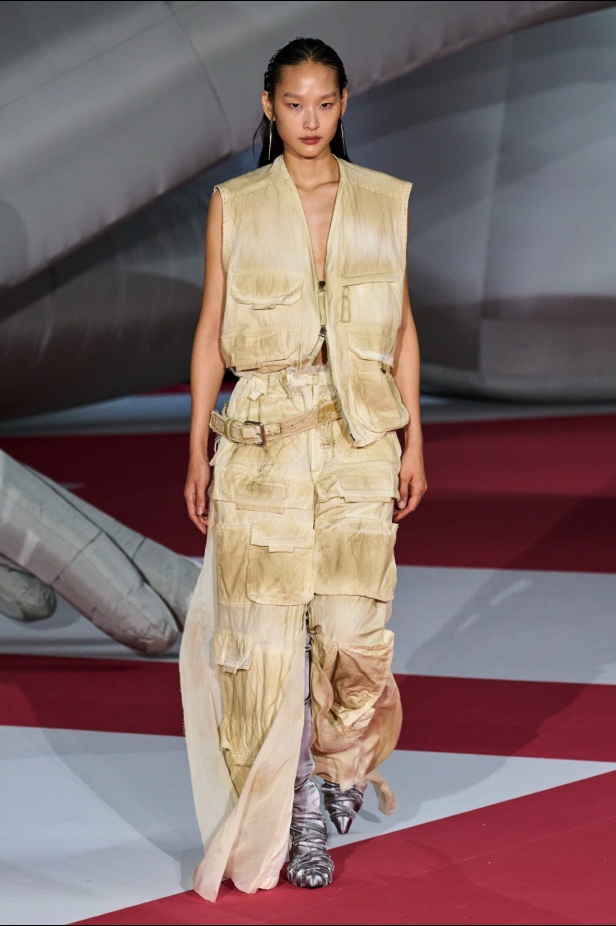 عرض Diesel لربيع 2023 يدخل موسوعة غينيس... والدنيم هو النجم