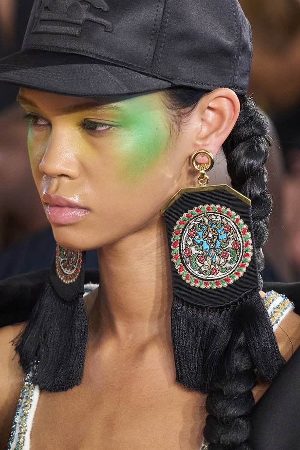 مجموعة Etro لموسم ربيع وصيف 2023